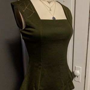 Tea n Rose Olive Peplum Top